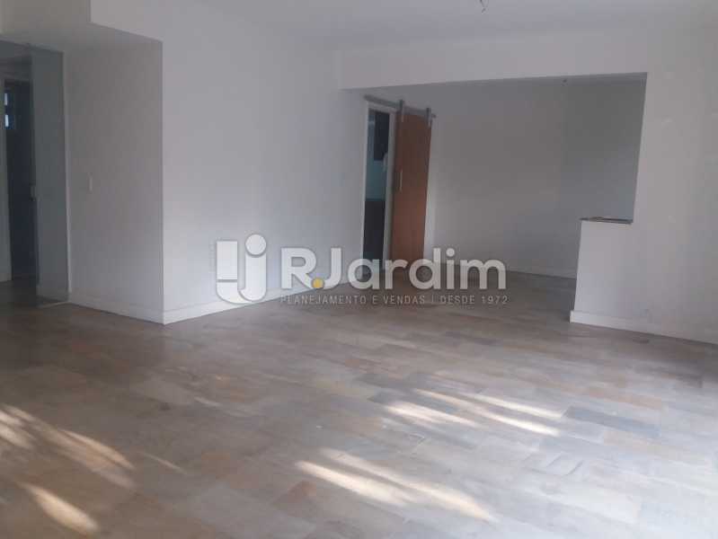 Conheça sala do imóvel - Casa À Venda - Humaitá - Rio de Janeiro - RJ - LACA40041 - 3 sala - Casa À Venda - Humaitá - Rio de Janeiro - RJ - LACA40041 - 3
