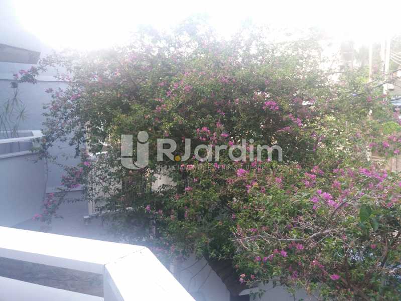 Conheça Sacada do imóvel - Casa À Venda - Humaitá - Rio de Janeiro - RJ - LACA40041 - 24 Sacada - Casa À Venda - Humaitá - Rio de Janeiro - RJ - LACA40041 - 24