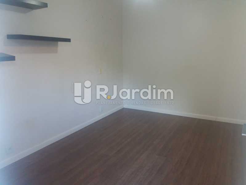 Conheça Quarto 2 do imóvel - Casa À Venda - Humaitá - Rio de Janeiro - RJ - LACA40041 - 25 Quarto 2 - Casa À Venda - Humaitá - Rio de Janeiro - RJ - LACA40041 - 25