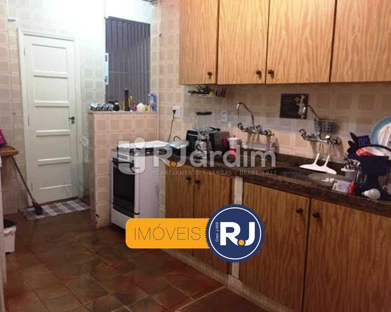 Conheça cozinha do imóvel - Compra Venda Avaliação Apartamento Copacabana 3 Quartos - LAAP31924 - 11 cozinha - Compra Venda Avaliação Apartamento Copacabana 3 Quartos - LAAP31924 - 11