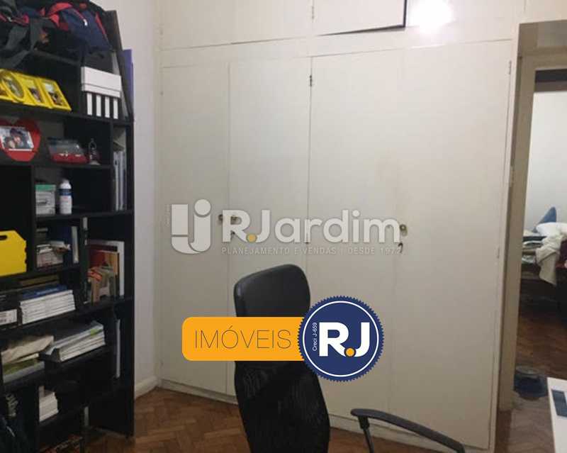 Conheça quarto do imóvel - Compra Venda Avaliação Apartamento Copacabana 3 Quartos - LAAP31924 - 5 quarto - Compra Venda Avaliação Apartamento Copacabana 3 Quartos - LAAP31924 - 5