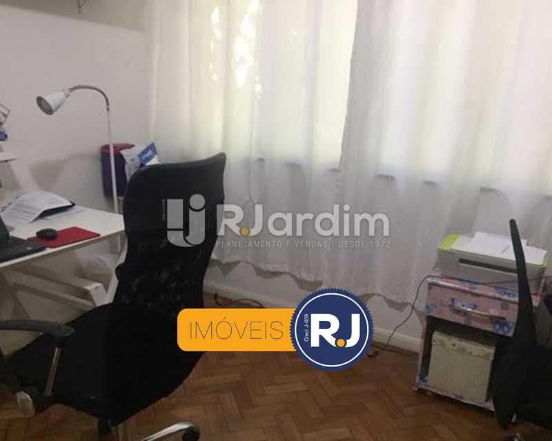 Conheça quarto do imóvel - Compra Venda Avaliação Apartamento Copacabana 3 Quartos - LAAP31924 - 8 quarto - Compra Venda Avaliação Apartamento Copacabana 3 Quartos - LAAP31924 - 8