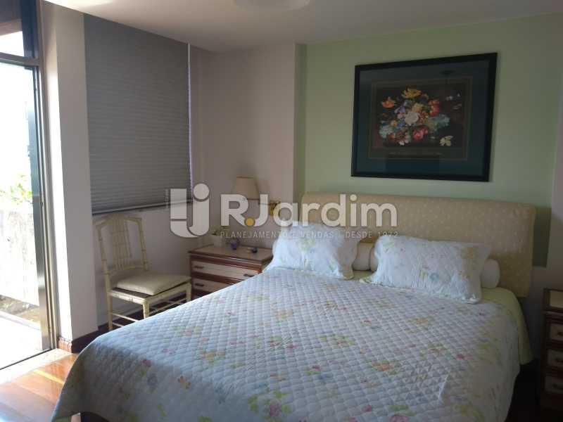 Conheça suíte master do imóvel - Compra Venda Avaliação Imóveis Cobertura Ipanema 4 quartos - LACO40162 - 24 suíte master - Compra Venda Avaliação Imóveis Cobertura Ipanema 4 quartos - LACO40162 - 24