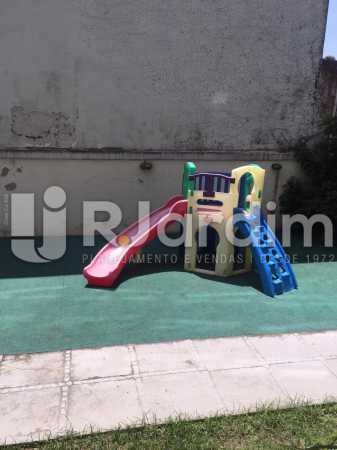 Conheça Parquinho do imóvel - Compra Venda Avaliação Imóveis Cobertura Recreio dos Bandeirantes 4 Quartos - LACO40164 - 24 Parquinho - Compra Venda Avaliação Imóveis Cobertura Recreio dos Bandeirantes 4 Quartos - LACO40164 - 24