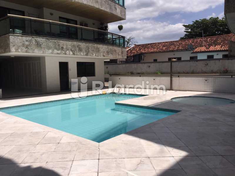 Conheça Piscina Adulto do imóvel - Compra Venda Avaliação Imóveis Cobertura Recreio dos Bandeirantes 4 Quartos - LACO40164 - 25 Piscina Adulto - Compra Venda Avaliação Imóveis Cobertura Recreio dos Bandeirantes 4 Quartos - LACO40164 - 25