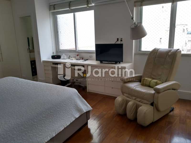 Conheça suíte master do imóvel - Compra Venda Avaliação Imóveis Cobertura Leblon 4 Quartos - LACO40166 - 17 suíte master - Compra Venda Avaliação Imóveis Cobertura Leblon 4 Quartos - LACO40166 - 17