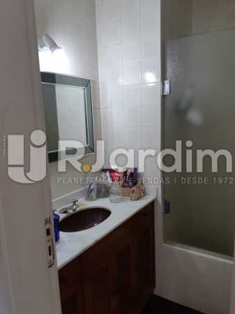 Conheça Banheiro do imóvel - Compra Venda Avaliação Imóveis Apartamento Lagoa 2 Quartos - LAAP21371 - 31 Banheiro - Compra Venda Avaliação Imóveis Apartamento Lagoa 2 Quartos - LAAP21371 - 31