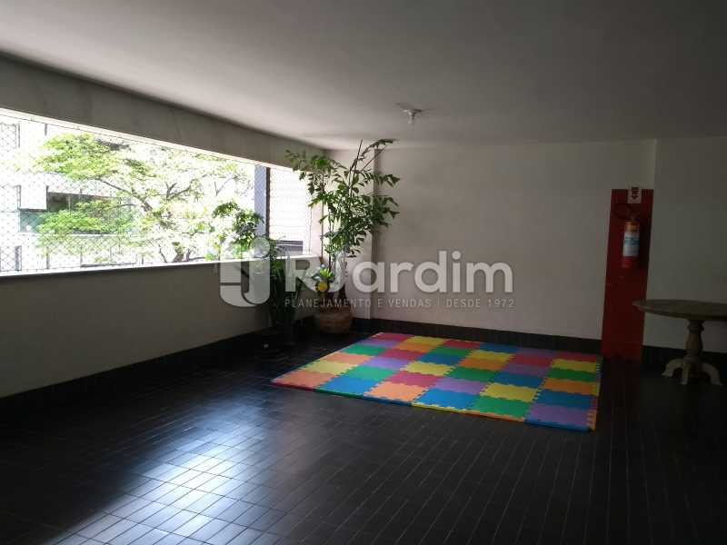 Conheça salão / play do imóvel - Compra Venda Avaliação Imóveis Apartamento Lagoa 4 Quartos - LAAP40734 - 28 salão / play - Compra Venda Avaliação Imóveis Apartamento Lagoa 4 Quartos - LAAP40734 - 28