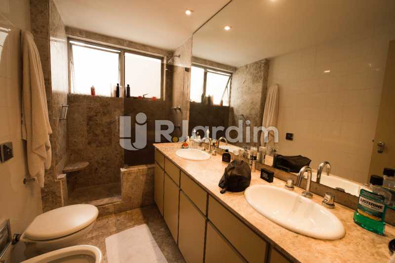 Conheça banheiro do imóvel - Compra Venda Avaliação Imóveis Apartamento Lagoa 4 Quartos - LAAP40734 - 21 banheiro - Compra Venda Avaliação Imóveis Apartamento Lagoa 4 Quartos - LAAP40734 - 21