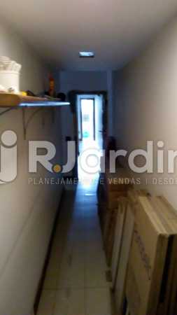 Conheça Corredor do imóvel - Compra Venda Avaliação Imóveis Apartamento Copacabana 3 Quartos - LAAP31960 - 23 Corredor - Compra Venda Avaliação Imóveis Apartamento Copacabana 3 Quartos - LAAP31960 - 23