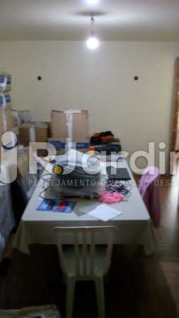 Conheça sala do imóvel - Compra Venda Avaliação Imóveis Apartamento Copacabana 3 Quartos - LAAP31960 - 8 sala - Compra Venda Avaliação Imóveis Apartamento Copacabana 3 Quartos - LAAP31960 - 8