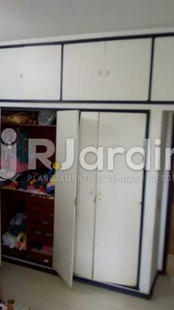 Conheça Armários/quarto do imóvel - Compra Venda Avaliação Imóveis Apartamento Copacabana 3 Quartos - LAAP31960 - 20 Armários/quarto - Compra Venda Avaliação Imóveis Apartamento Copacabana 3 Quartos - LAAP31960 - 20