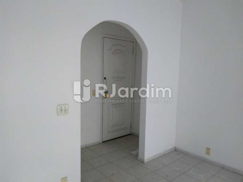 Conheça Hall de Entrada do imóvel - Apartamento Para Alugar - Lagoa - Rio de Janeiro - RJ - LAAP31963 - 4 Hall de Entrada - Apartamento Para Alugar - Lagoa - Rio de Janeiro - RJ - LAAP31963 - 4