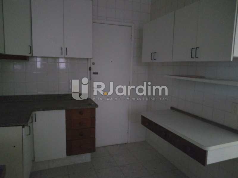 Conheça Copa Cozinha Planejada do imóvel - Apartamento Para Alugar - Lagoa - Rio de Janeiro - RJ - LAAP31963 - 14 Copa Cozinha Planejada - Apartamento Para Alugar - Lagoa - Rio de Janeiro - RJ - LAAP31963 - 14