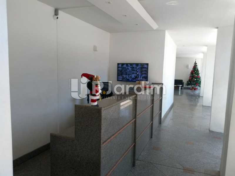 Conheça Portaria 24:00 Monitorada do imóvel - Apartamento Para Alugar - Lagoa - Rio de Janeiro - RJ - LAAP31963 - 21 Portaria 24:00 Monitorada - Apartamento Para Alugar - Lagoa - Rio de Janeiro - RJ - LAAP31963 - 21