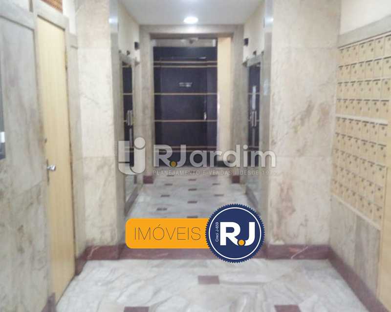 Conheça 29 Portaria do imóvel - Compra Venda Apartamento Residencial Comercial Centro 1 Quarto - LAAP10338 - 26 29 Portaria - Compra Venda Apartamento Residencial Comercial Centro 1 Quarto - LAAP10338 - 26
