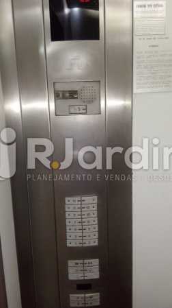 Conheça 20 Elevador do imóvel - Compra Venda Apartamento Residencial Comercial Centro 1 Quarto - LAAP10338 - 21 20 Elevador - Compra Venda Apartamento Residencial Comercial Centro 1 Quarto - LAAP10338 - 21
