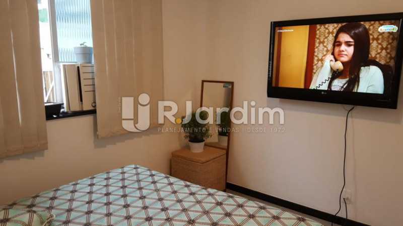 Conheça Quarto c/ armário ar e tv do imóvel - Apartamento Copacabana 1 Quarto Aluguel Administração Imóveis - LAAP10339 - 10 Quarto c/ armário ar e tv - Apartamento Copacabana 1 Quarto Aluguel Administração Imóveis - LAAP10339 - 10