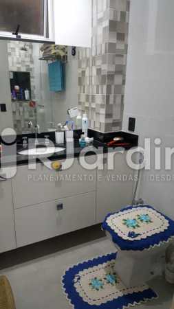 Conheça Banheiro Social do imóvel - Apartamento Copacabana 1 Quarto Aluguel Administração Imóveis - LAAP10339 - 13 Banheiro Social - Apartamento Copacabana 1 Quarto Aluguel Administração Imóveis - LAAP10339 - 13