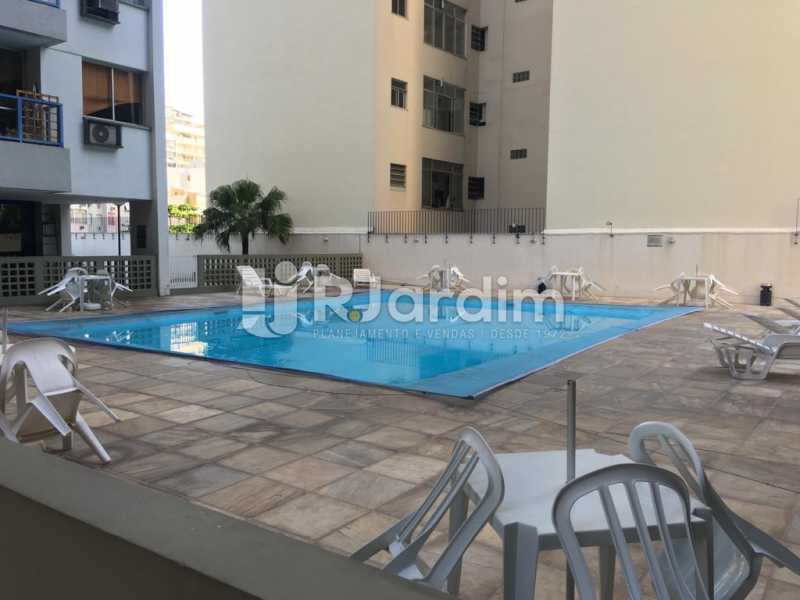 Conheça Piscina do imóvel - Apartamento À Venda - Humaitá - Rio de Janeiro - RJ - LAAP21387 - 18 Piscina - Apartamento À Venda - Humaitá - Rio de Janeiro - RJ - LAAP21387 - 18