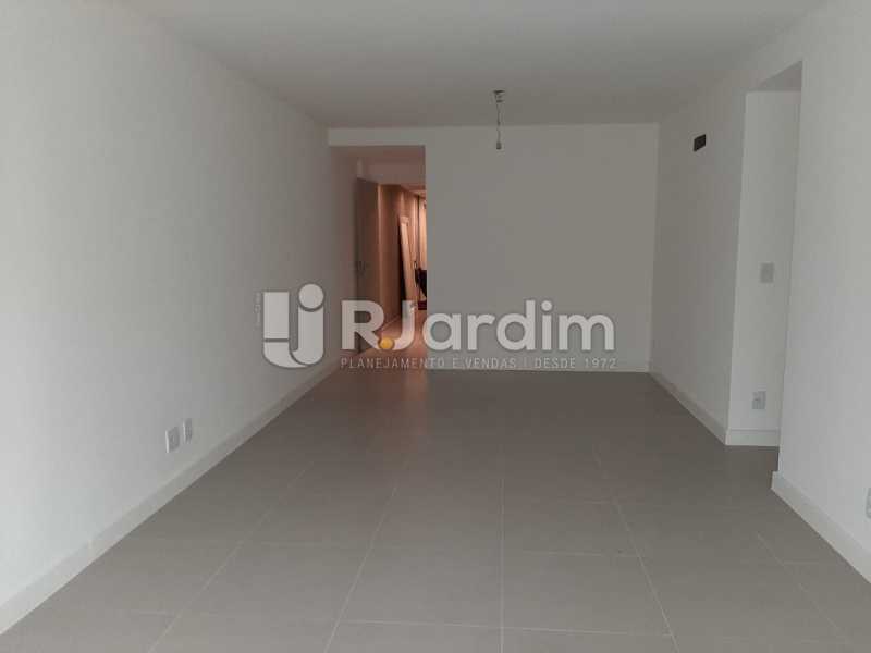 Conheça WhatsApp Image 2019-12-11 at 1 do imóvel - Lygia Reisen Jardim Botânico 3 Quartos - LAAP31969 - 11 WhatsApp Image 2019-12-11 at 1 - Lygia Reisen Jardim Botânico 3 Quartos - LAAP31969 - 11