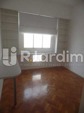 Conheça Quarto do imóvel - Apartamento Copacabana 4 Quartos Aluguel Administração Imóveis - LAAP40740 - 9 Quarto - Apartamento Copacabana 4 Quartos Aluguel Administração Imóveis - LAAP40740 - 9