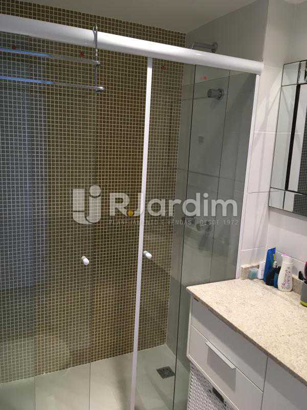 Conheça Banheiro Suíte do imóvel - Compra Venda Avaliação Imóveis Apartamento Botafogo 3 Quartos - LAAP31975 - 17 Banheiro Suíte - Compra Venda Avaliação Imóveis Apartamento Botafogo 3 Quartos - LAAP31975 - 17