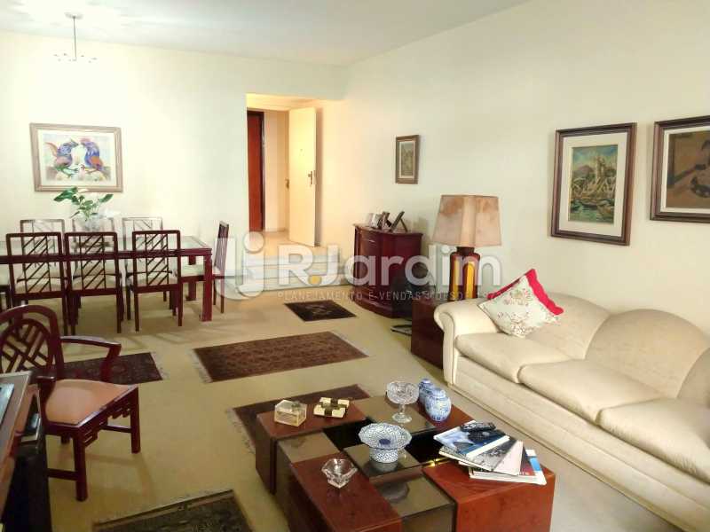 Conheça Sala do imóvel - Compra Venda Avaliação Imóveis Apartamento Copacabana 3 Quartos - LAAP31977 - 4 Sala - Compra Venda Avaliação Imóveis Apartamento Copacabana 3 Quartos - LAAP31977 - 4