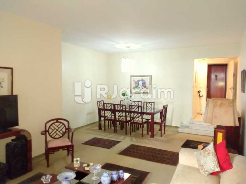 Conheça Sala do imóvel - Compra Venda Avaliação Imóveis Apartamento Copacabana 3 Quartos - LAAP31977 - 6 Sala - Compra Venda Avaliação Imóveis Apartamento Copacabana 3 Quartos - LAAP31977 - 6