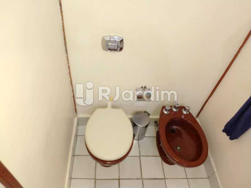Conheça Banheiro Suíte do imóvel - Compra Venda Avaliação Imóveis Apartamento Copacabana 3 Quartos - LAAP31977 - 20 Banheiro Suíte - Compra Venda Avaliação Imóveis Apartamento Copacabana 3 Quartos - LAAP31977 - 20