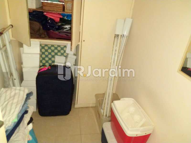 Conheça Quarto de Empregada do imóvel - Compra Venda Avaliação Imóveis Apartamento Copacabana 3 Quartos - LAAP31977 - 26 Quarto de Empregada - Compra Venda Avaliação Imóveis Apartamento Copacabana 3 Quartos - LAAP31977 - 26