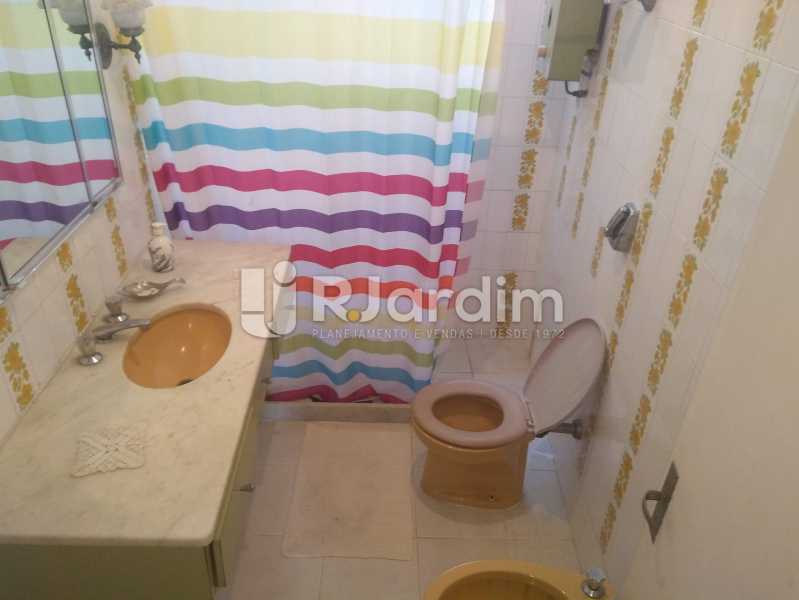 Conheça Banheiro Social do imóvel - Apartamento Lagoa, Zona Sul,Rio de Janeiro, RJ À Venda, 3 Quartos, 140m² - LAAP31978 - 19 Banheiro Social - Apartamento Lagoa, Zona Sul,Rio de Janeiro, RJ À Venda, 3 Quartos, 140m² - LAAP31978 - 19