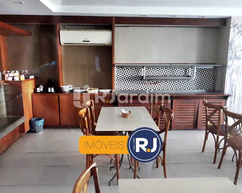 Conheça Espaço Gourmet do imóvel - Aluguel Administração Imóveis Flat Residencial Humaitá 2 Quartos - LAFL20085 - 4 Espaço Gourmet - Aluguel Administração Imóveis Flat Residencial Humaitá 2 Quartos - LAFL20085 - 4