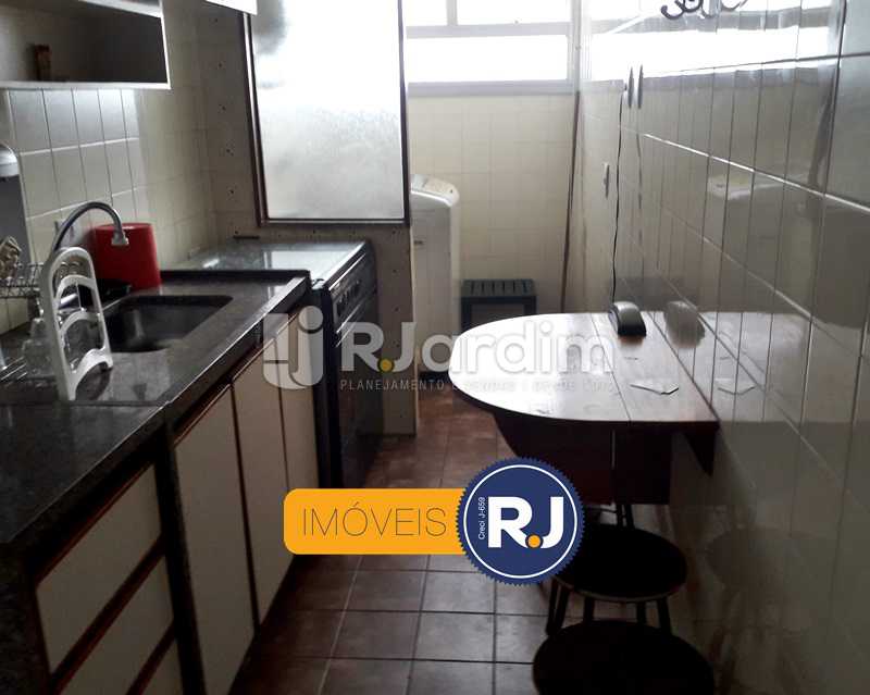 Conheça Cozinha Planejada do imóvel - Aluguel Administração Imóveis Flat Residencial Humaitá 2 Quartos - LAFL20085 - 23 Cozinha Planejada - Aluguel Administração Imóveis Flat Residencial Humaitá 2 Quartos - LAFL20085 - 23