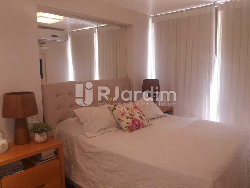Conheça Suíte do imóvel - Cobertura À Venda - Lagoa - Rio de Janeiro - RJ - LACO30264 - 19 Suíte - Cobertura À Venda - Lagoa - Rio de Janeiro - RJ - LACO30264 - 19