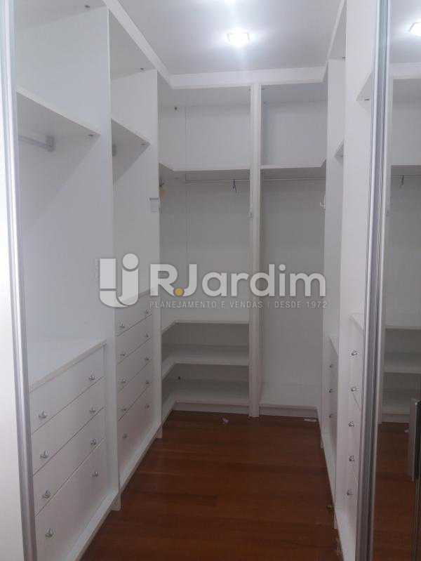 Conheça Closet do imóvel - Apartamento À Venda - Leblon - Rio de Janeiro - RJ - LAAP31984 - 9 Closet - Apartamento À Venda - Leblon - Rio de Janeiro - RJ - LAAP31984 - 9