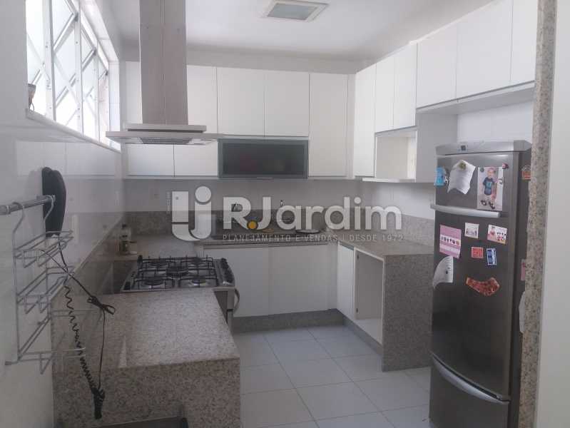 Conheça Cozinha do imóvel - Apartamento À Venda - Leblon - Rio de Janeiro - RJ - LAAP31984 - 17 Cozinha - Apartamento À Venda - Leblon - Rio de Janeiro - RJ - LAAP31984 - 17