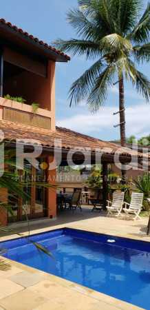 Conheça entrada social do imóvel - Compra Venda Casa Residencial Freguesia (Jacarepaguá) 4 Quartos - LACN40017 - 1 entrada social - Compra Venda Casa Residencial Freguesia (Jacarepaguá) 4 Quartos - LACN40017 - 1