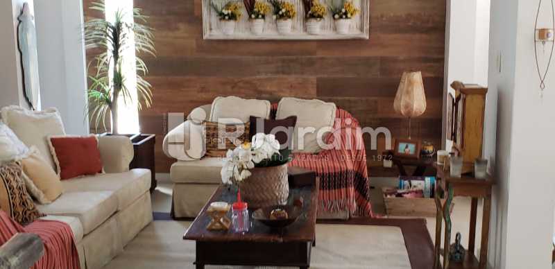 Conheça sala do imóvel - Compra Venda Casa Residencial Freguesia (Jacarepaguá) 4 Quartos - LACN40017 - 11 sala - Compra Venda Casa Residencial Freguesia (Jacarepaguá) 4 Quartos - LACN40017 - 11