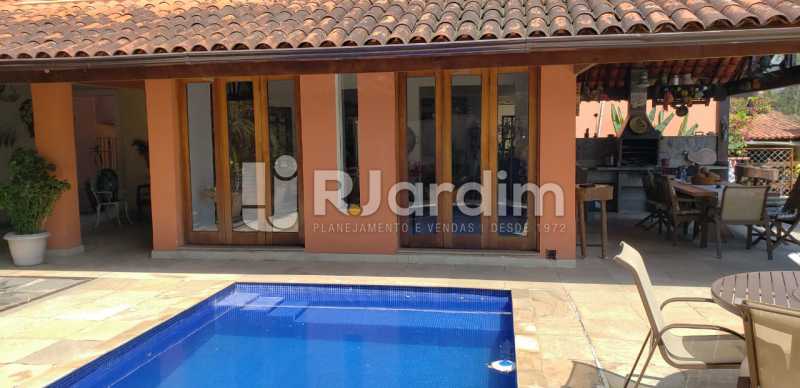 Conheça piscina/área gourmet do imóvel - Compra Venda Casa Residencial Freguesia (Jacarepaguá) 4 Quartos - LACN40017 - 4 piscina/área gourmet - Compra Venda Casa Residencial Freguesia (Jacarepaguá) 4 Quartos - LACN40017 - 4