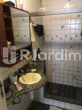 Conheça Banheiro social 1 do imóvel - Apartamento À Venda - Lagoa - Rio de Janeiro - RJ - LAAP40746 - 16 Banheiro social 1 - Apartamento À Venda - Lagoa - Rio de Janeiro - RJ - LAAP40746 - 16