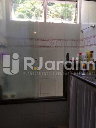 Conheça Banheiro social 2 do imóvel - Apartamento À Venda - Lagoa - Rio de Janeiro - RJ - LAAP40746 - 17 Banheiro social 2 - Apartamento À Venda - Lagoa - Rio de Janeiro - RJ - LAAP40746 - 17