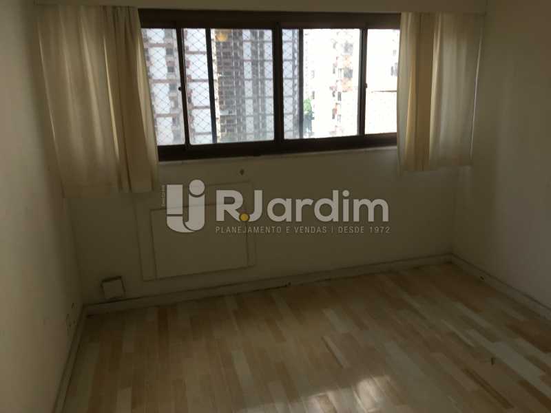 Conheça Suíte do imóvel - Compra Venda Avaliação Imóveis Apartamento Barra da Tijuca 4 Quartos - LAAP40748 - 20 Suíte - Compra Venda Avaliação Imóveis Apartamento Barra da Tijuca 4 Quartos - LAAP40748 - 20