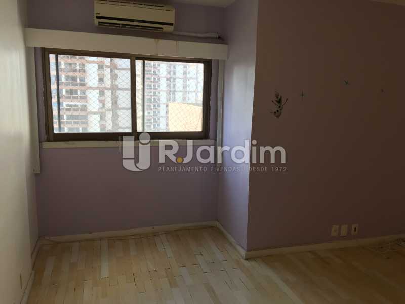 Conheça Quarto do imóvel - Compra Venda Avaliação Imóveis Apartamento Barra da Tijuca 4 Quartos - LAAP40748 - 25 Quarto - Compra Venda Avaliação Imóveis Apartamento Barra da Tijuca 4 Quartos - LAAP40748 - 25