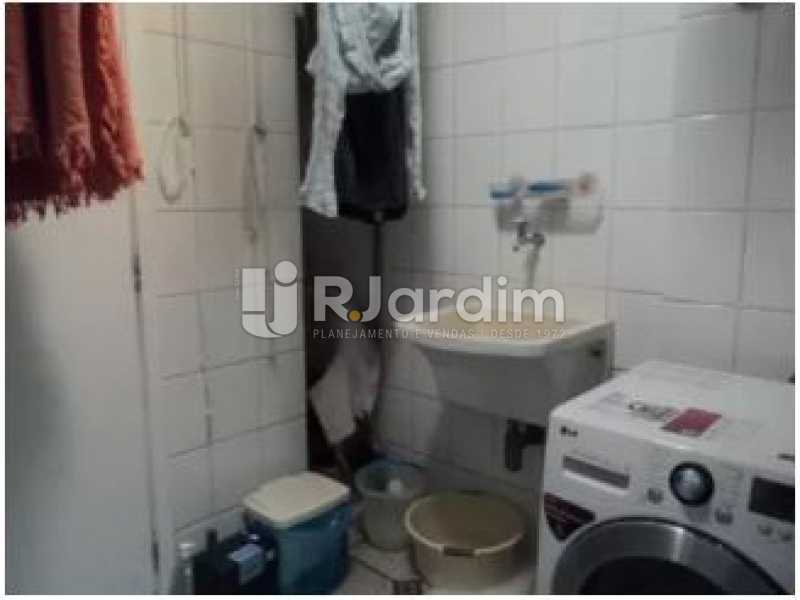 Conheça area.serv.gerais do imóvel - Apartamento À Venda - Copacabana - Rio de Janeiro - RJ - LAAP31992 - 21 area.serv.gerais - Apartamento À Venda - Copacabana - Rio de Janeiro - RJ - LAAP31992 - 21
