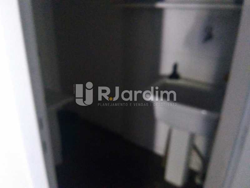 Conheça BANHEIRO 1°andar do imóvel - Loja Leblon, Zona Sul,Rio de Janeiro, RJ Para Alugar, 53m² - LALJ00130 - 4 BANHEIRO 1°andar - Loja Leblon, Zona Sul,Rio de Janeiro, RJ Para Alugar, 53m² - LALJ00130 - 4