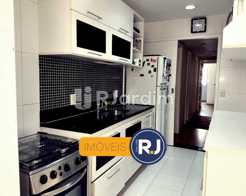 Conheça Cozinha do imóvel - Apartamento À Venda - Flamengo - Rio de Janeiro - RJ - LAAP31998 - 23 Cozinha - Apartamento À Venda - Flamengo - Rio de Janeiro - RJ - LAAP31998 - 23