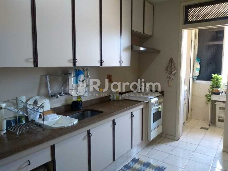 Conheça cozinha / área de serviço do imóvel - Apartamento À Venda - Lagoa - Rio de Janeiro - RJ - LAAP31999 - 15 cozinha / área de serviço - Apartamento À Venda - Lagoa - Rio de Janeiro - RJ - LAAP31999 - 15