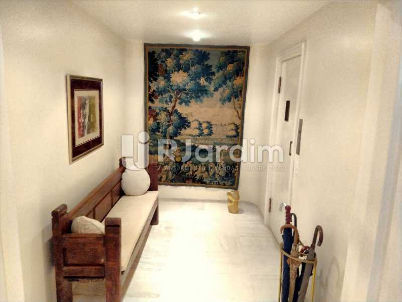 Conheça Hall de Entrada do imóvel - Apartamento À Venda - Copacabana - Rio de Janeiro - RJ - LAAP50046 - 3 Hall de Entrada - Apartamento À Venda - Copacabana - Rio de Janeiro - RJ - LAAP50046 - 3