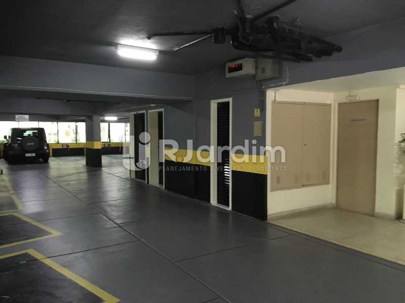 Conheça Garagem do imóvel - Compra Venda Imóveis Sala Comercial Lagoa - LASL00200 - 30 Garagem - Compra Venda Imóveis Sala Comercial Lagoa - LASL00200 - 30